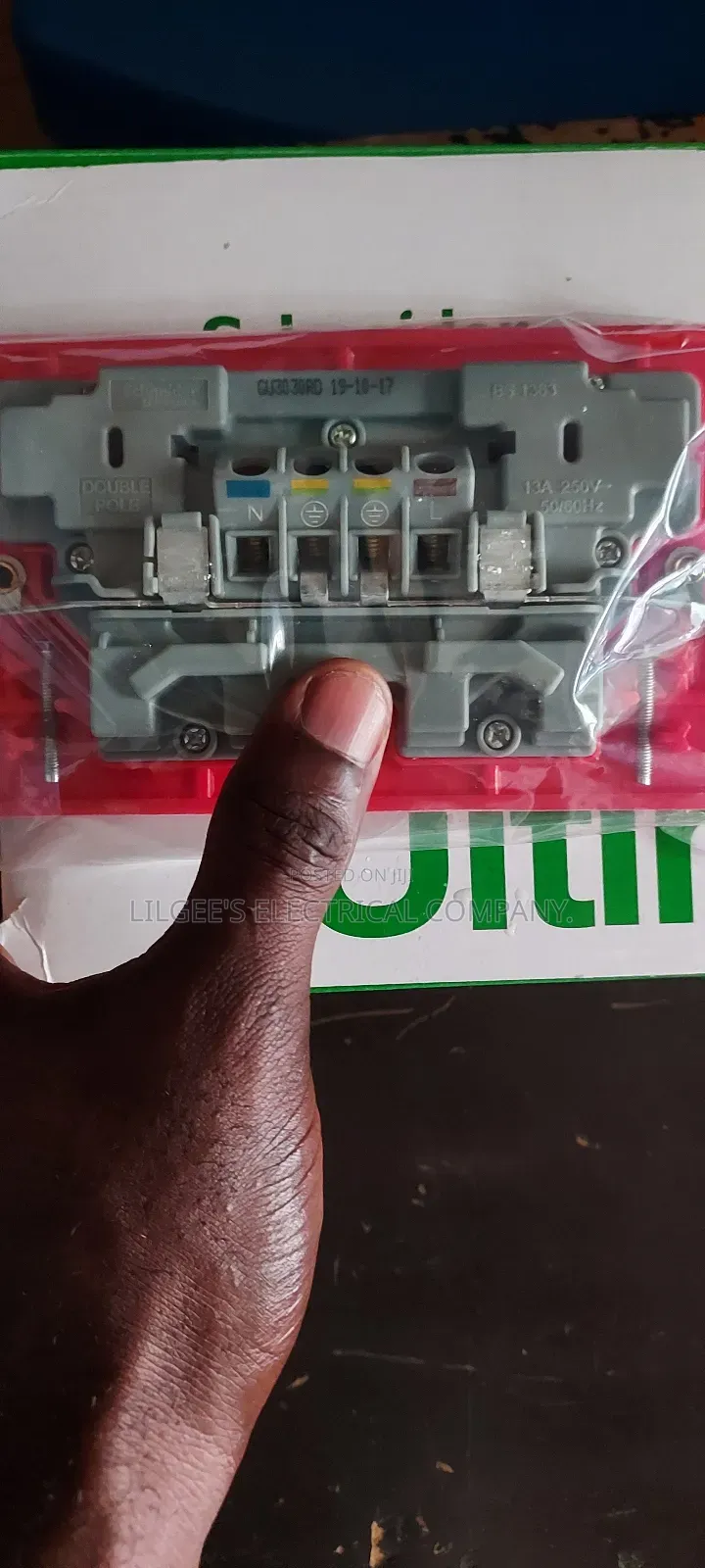 Schneider Red Double Ups Socket