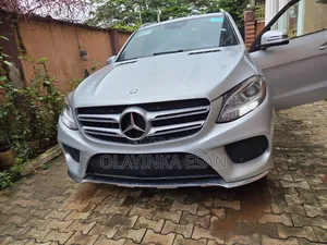 Mercedes-Benz GLE-Class GLE 350d 4MATIC 2016 Silver