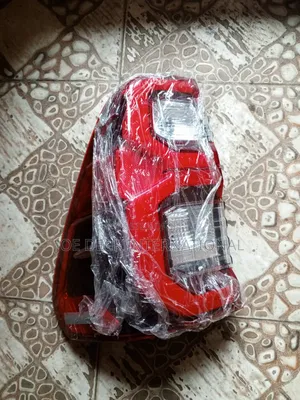 Set Toyota Hilux Headlamp 2023