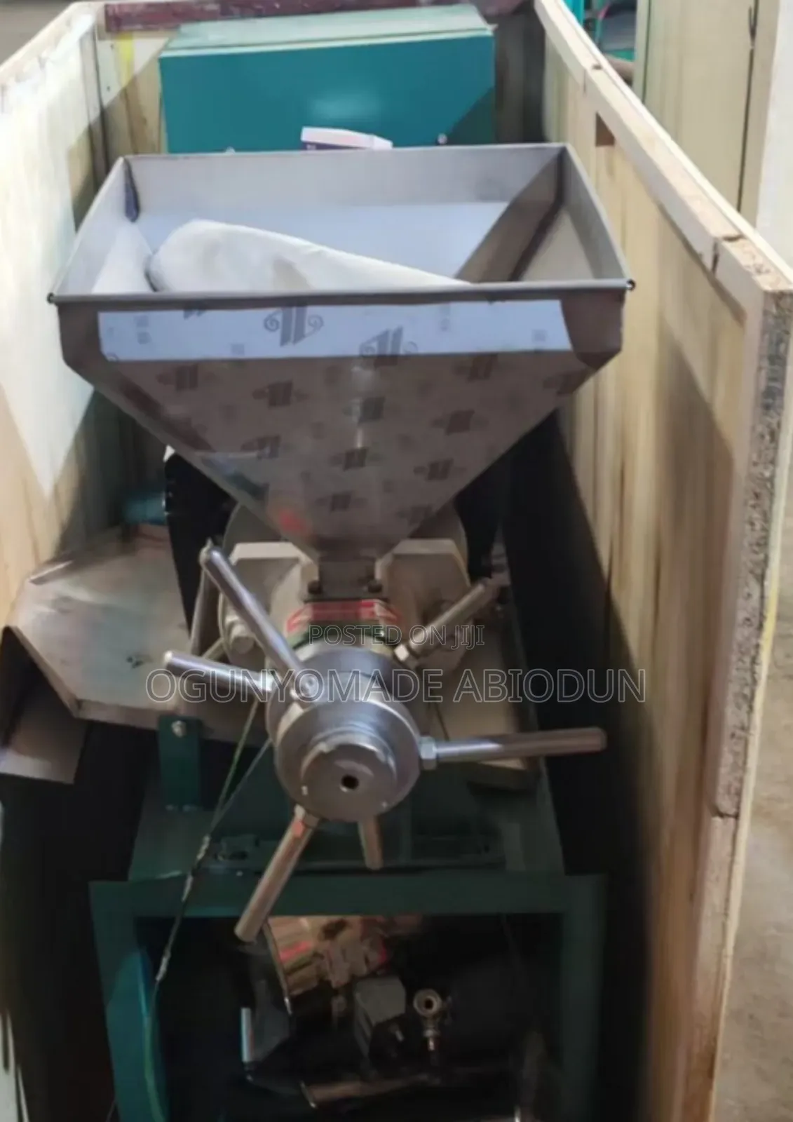 Automatic Oil Press Machine