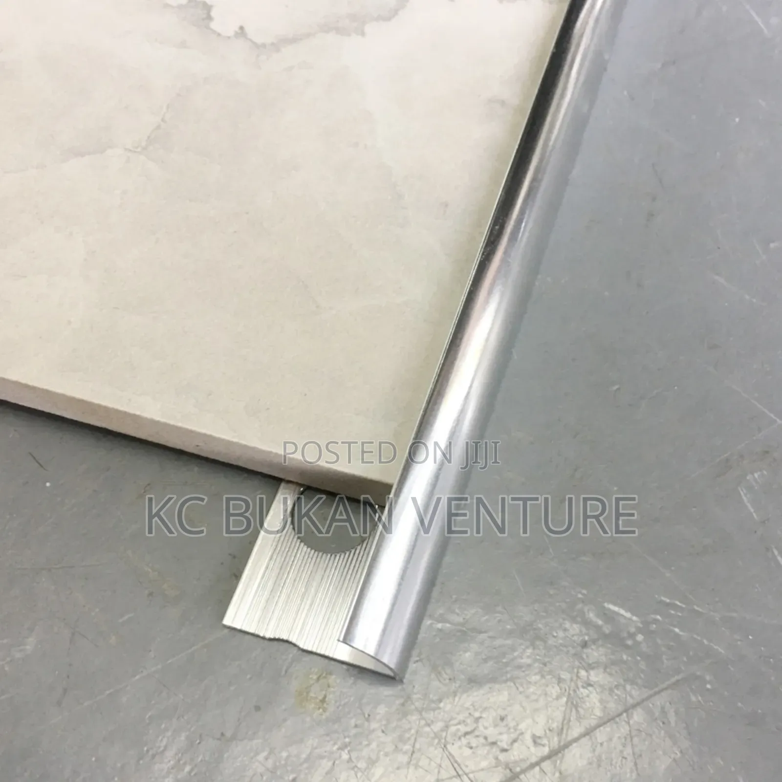 Tiles Trim