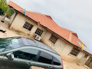Furnished 3bdrm Bungalow in Glory Land Estate, Akobo for sale