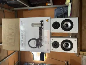 Powered Studio Monitor Complete Set