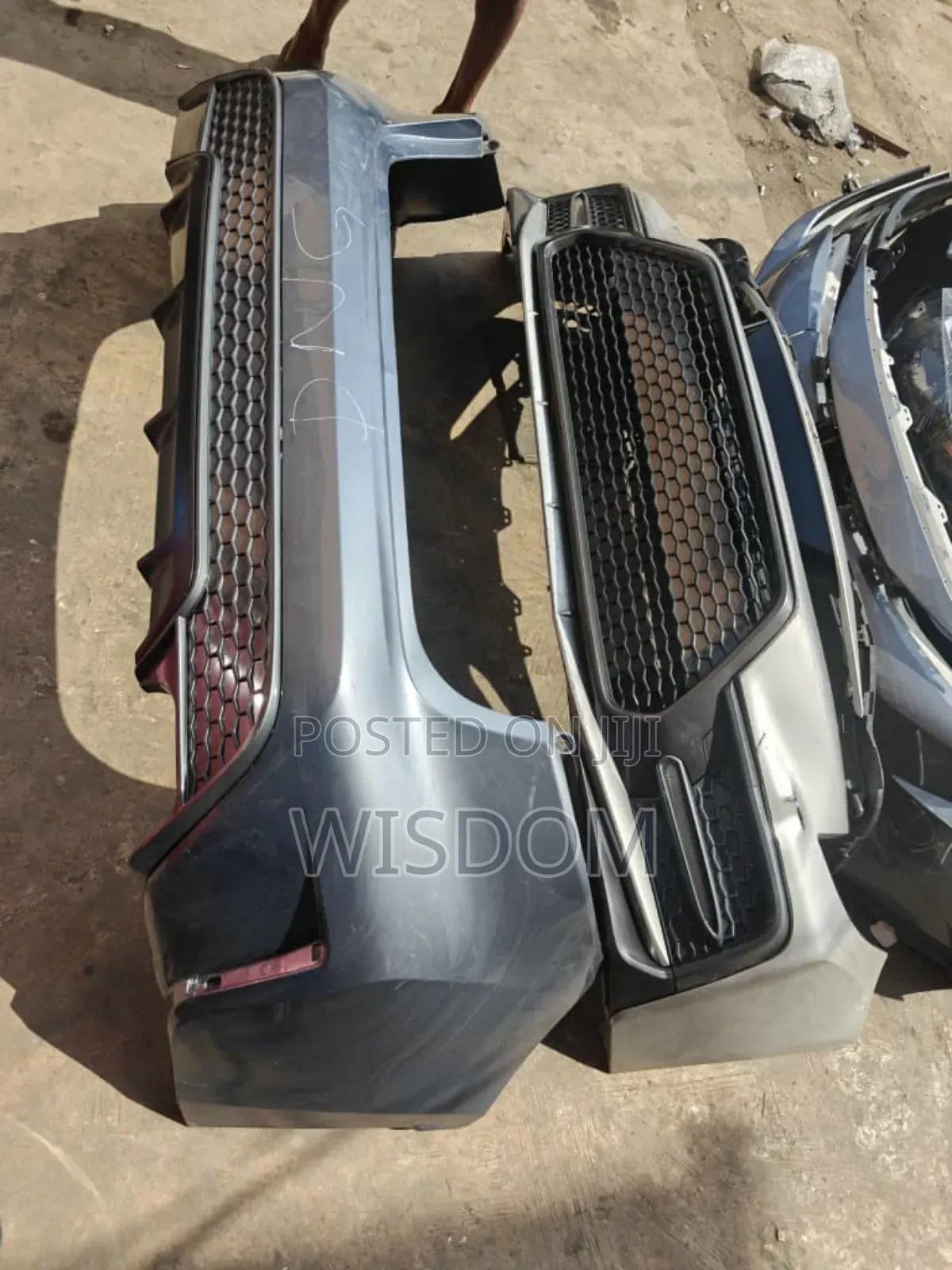 Complete Front and Back Bumper Corolla 2020 Spots