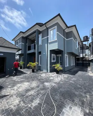 5bdrm Duplex in Ikate for sale