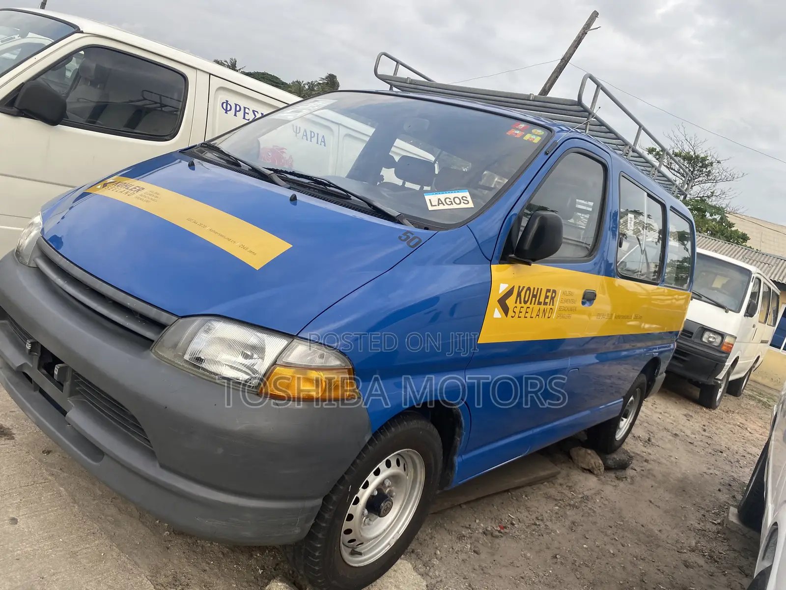 Toyota HiAce 2004 Blue
