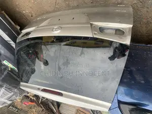 Complete Booth Toyota Sienna 2005/06 Model Automatic