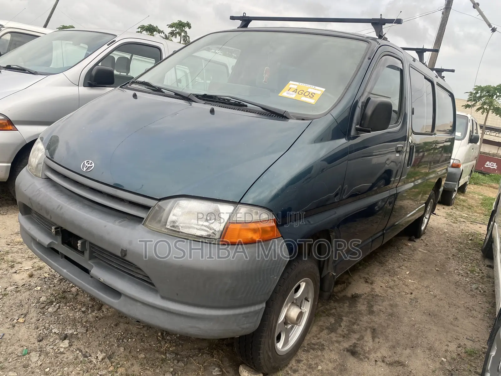 Toyota HiAce 2003 Blue