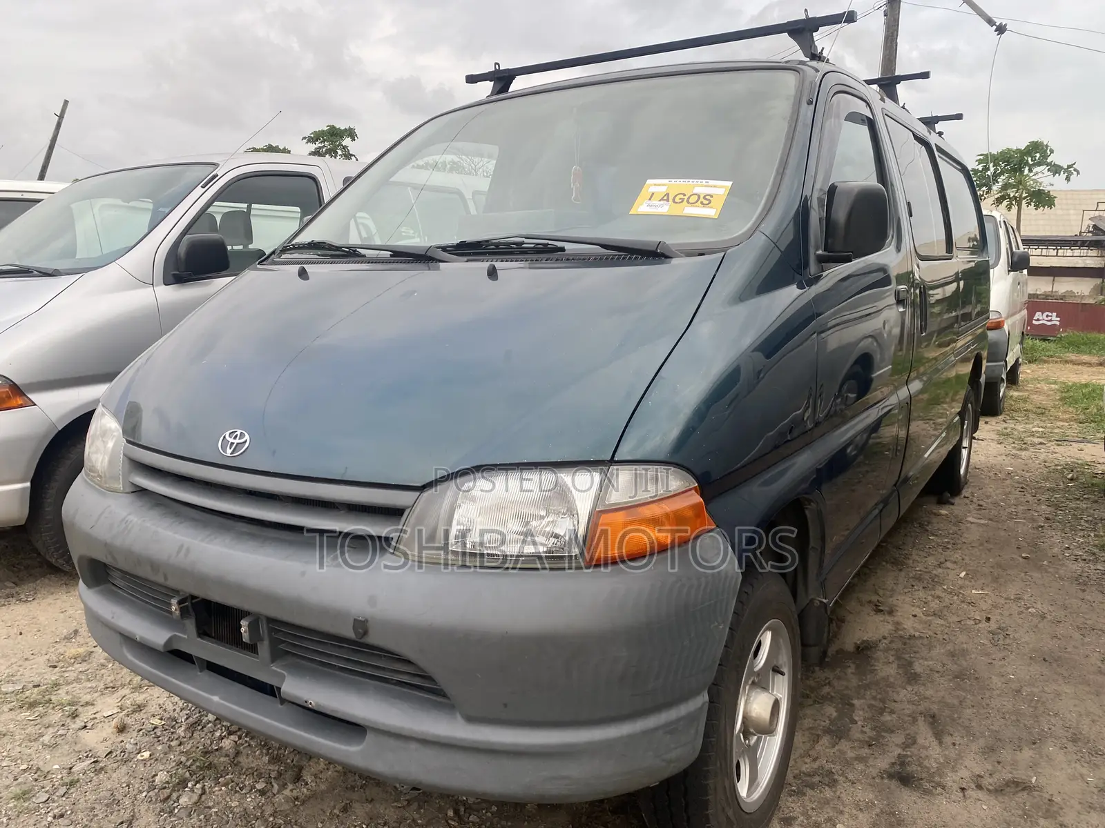 Toyota HiAce 2003 Blue
