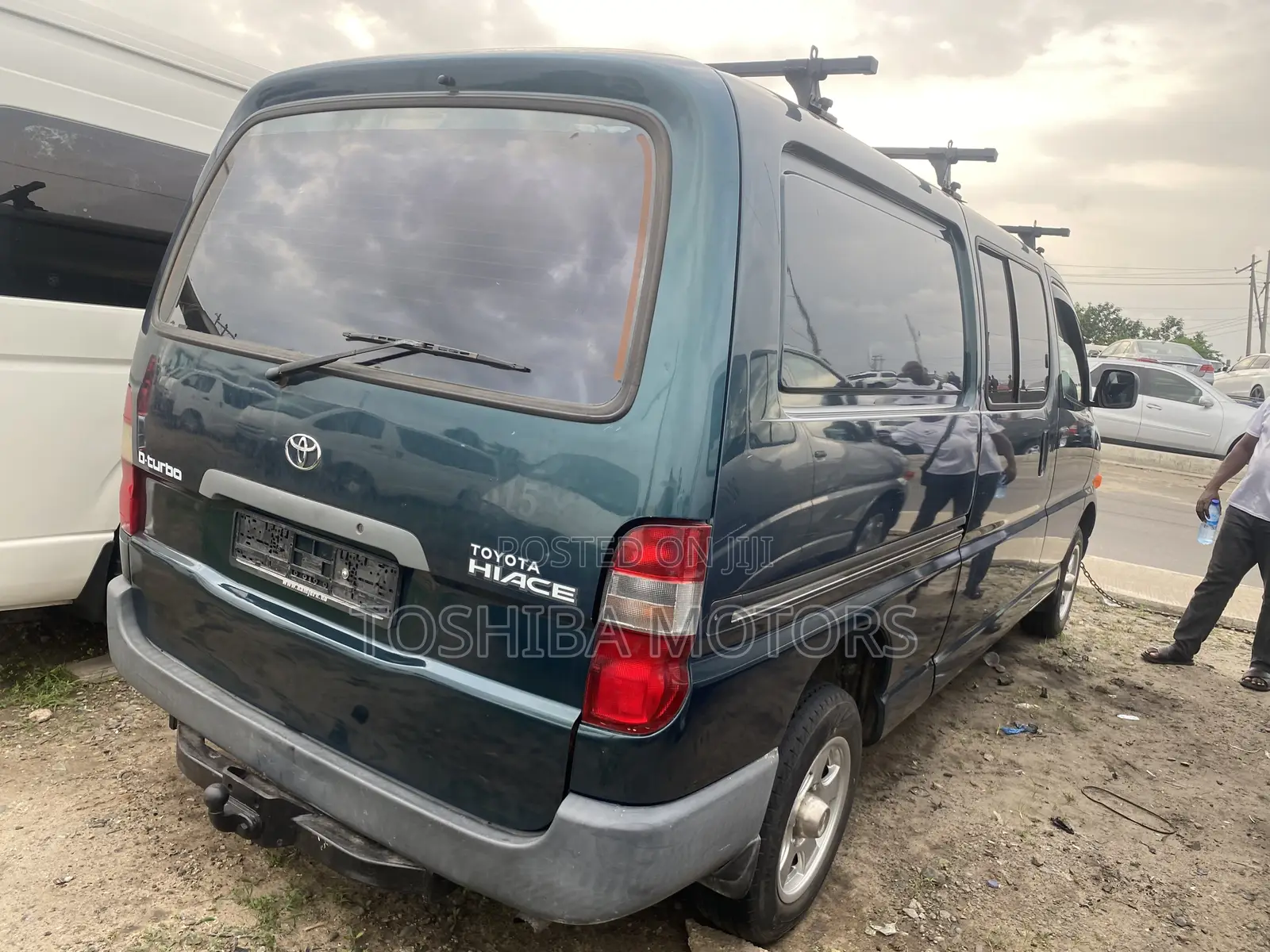 Toyota HiAce 2003 Blue