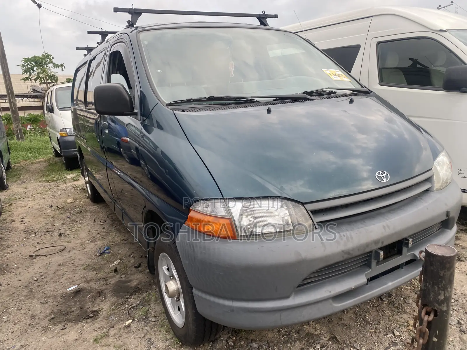 Toyota HiAce 2003 Blue