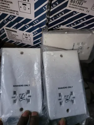 Shaver Socket