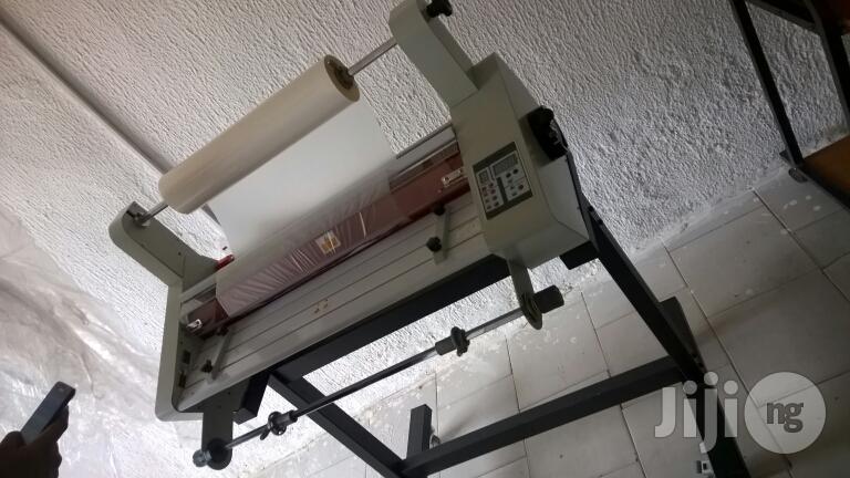 Laminating Machine