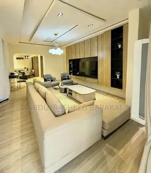 Luxury Three Bedroom Apartment