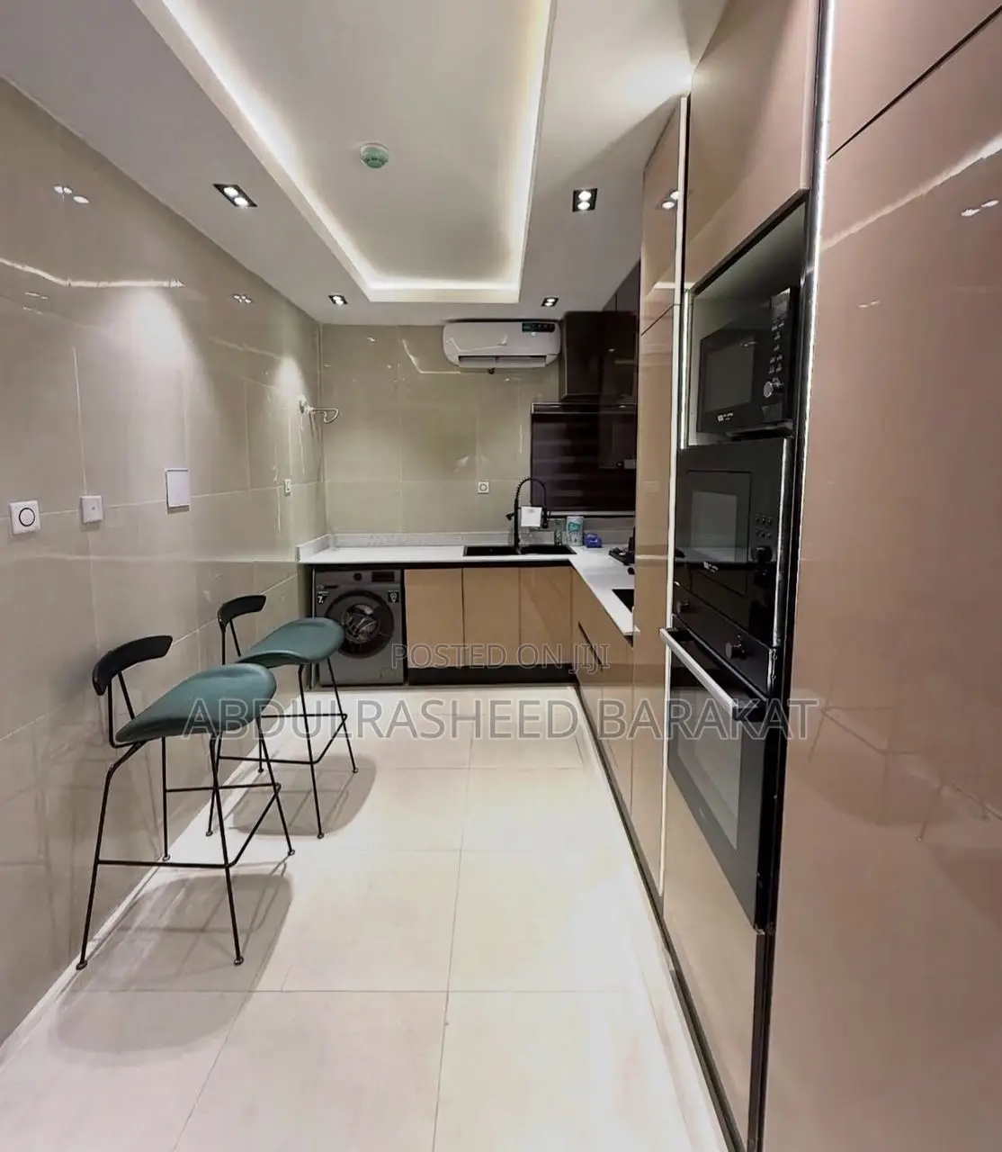 Luxury Three Bedroom Apartment