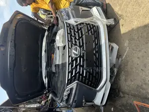 Lexus Lx570 2015 Complete Upgrade to 2020/2023 Available