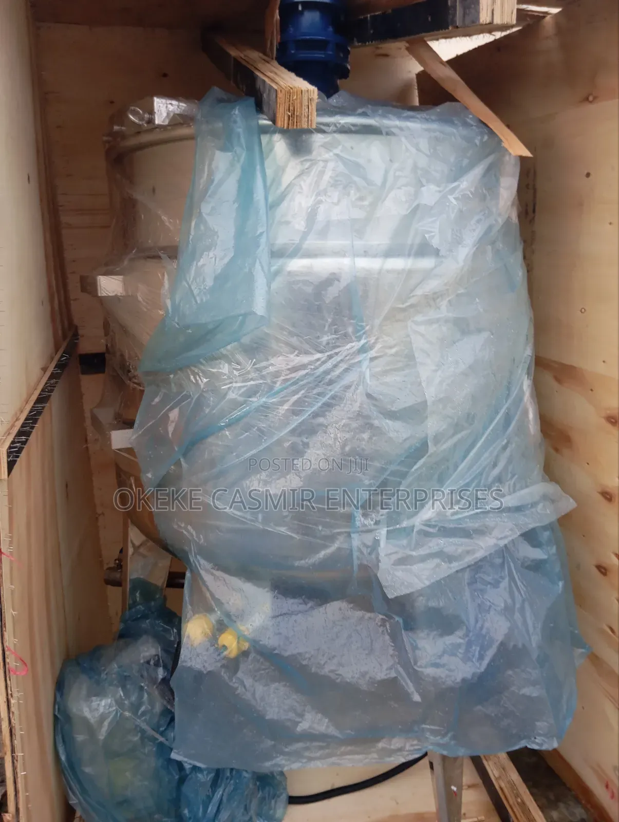 Homogenizer and Pasteurizer Tank 300l