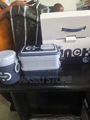 2 Layer Insulated Food Flask With Extra Cup