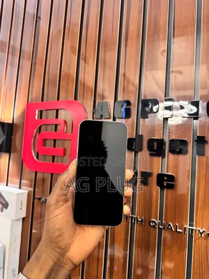Photo - Apple iPhone 16 Pro Max 256 GB White
