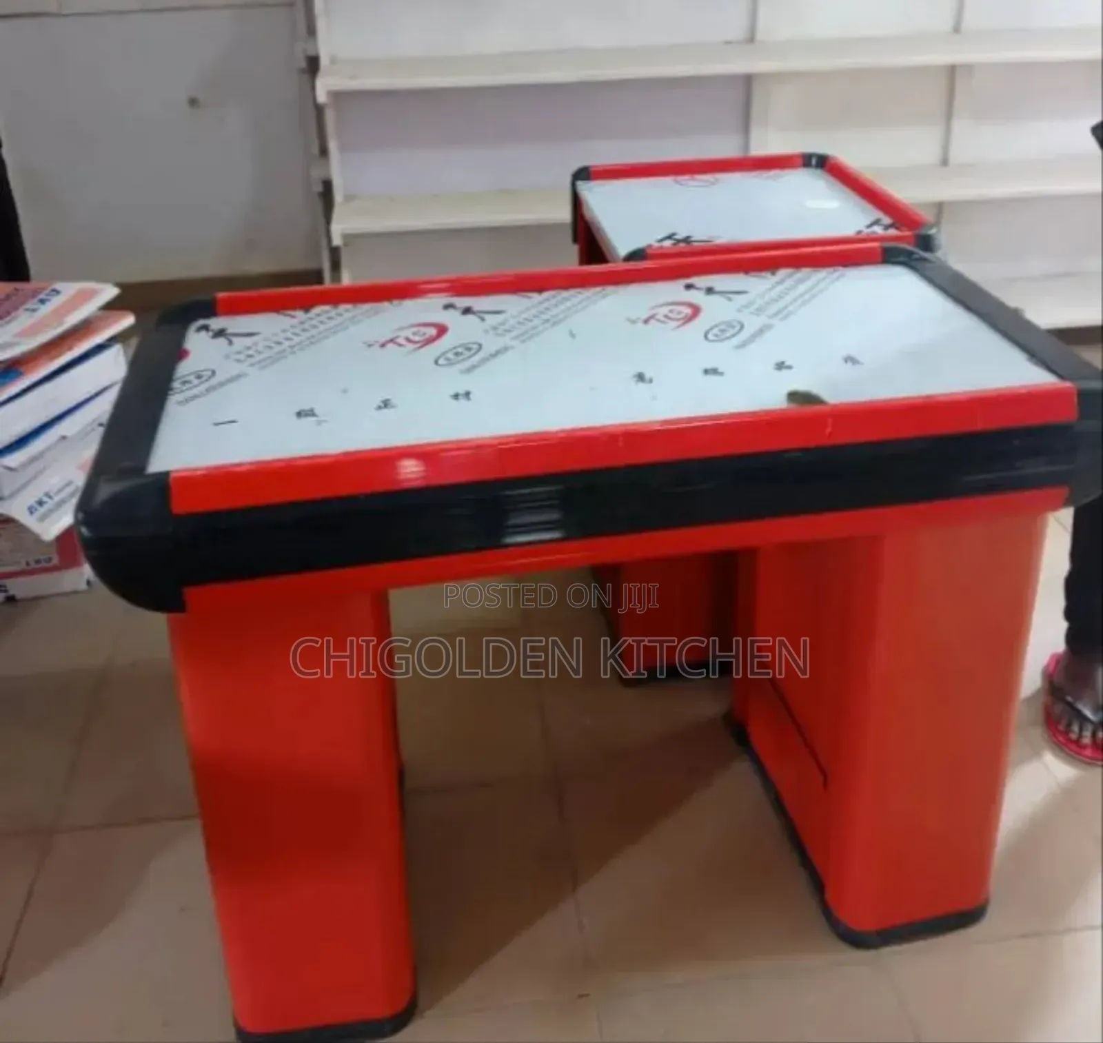 Dynamic Cashier Table 4ft