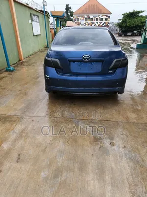 Photo - Toyota Camry 2009 Blue