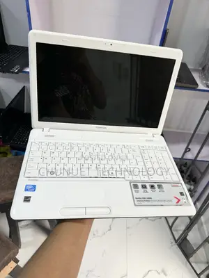Photo - Laptop Toshiba Satellite C650 4GB Intel HDD 250GB