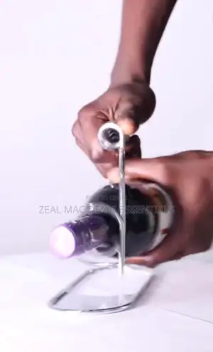 Wine Holder/Server