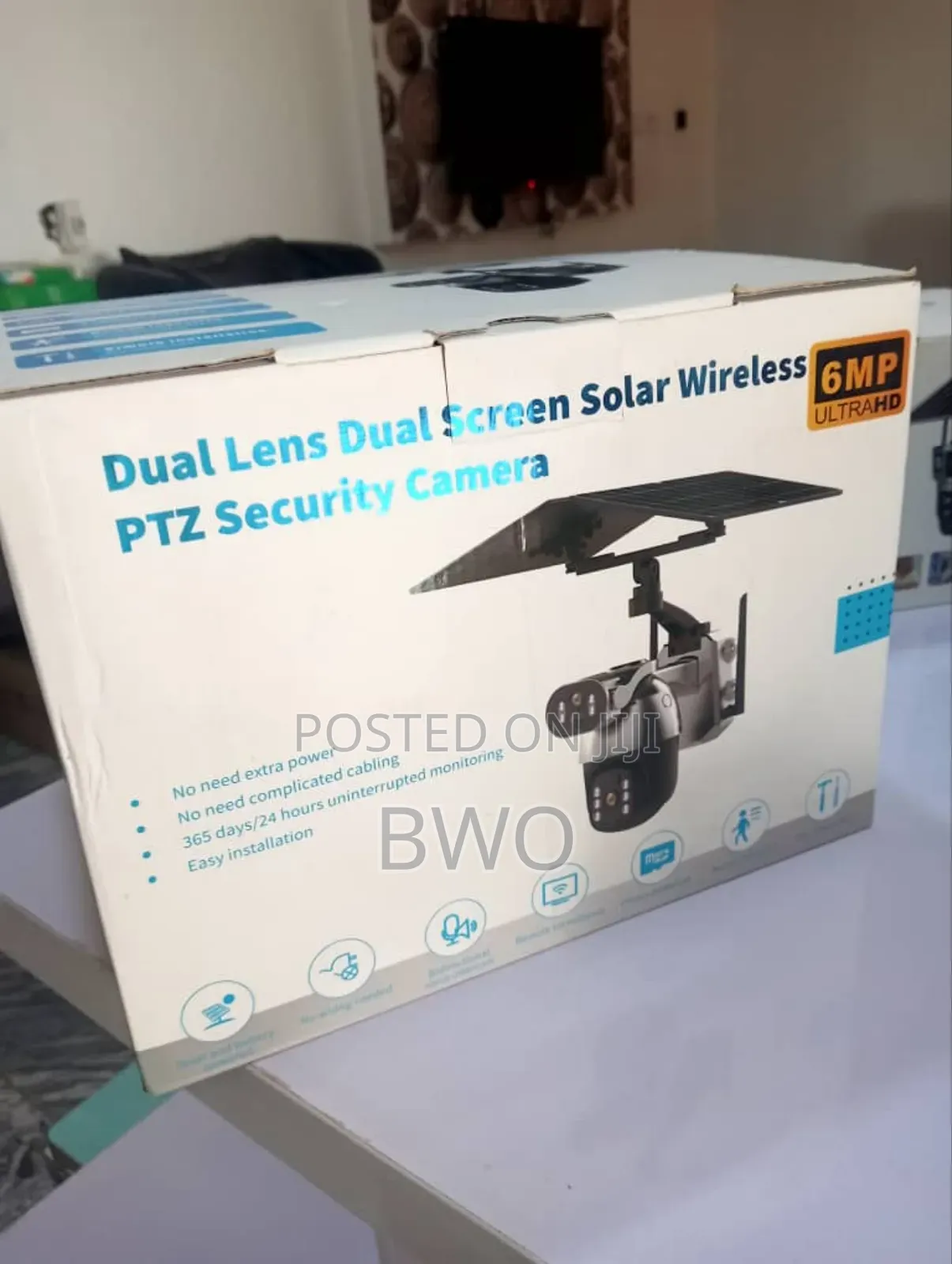 Dual Lens Dual Screen Solar Wireless Security Camera