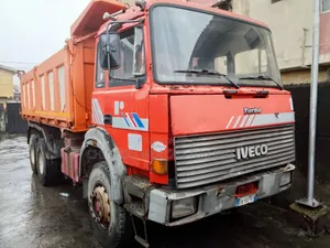 Iveaco 330-36 Dumper 25 Ton
