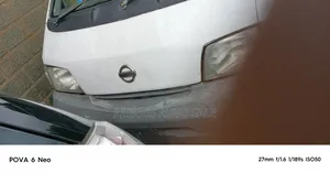 Mazda Bongo 2000 White