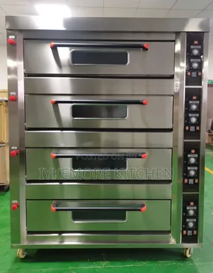 Industrial 4 Deck 16 Trays One Bag Capacity Gas Oven