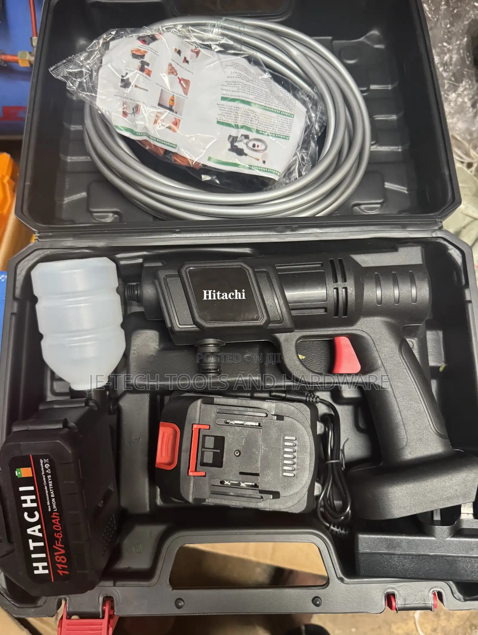 Hitachi Cordless Pressure Washer118v