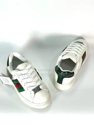 New In* *Original Gucci Classic Ace Sneakers