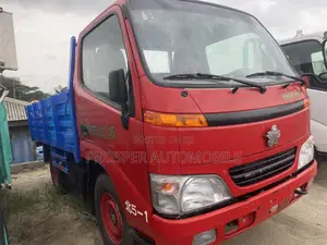 Toyota Dyna 150 Red Color
