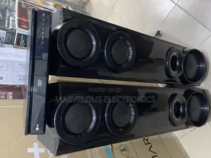 1month Used Lg1000wat Body Guard Sound System