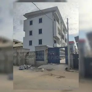 2bdrm Maisonette in Isolo for sale