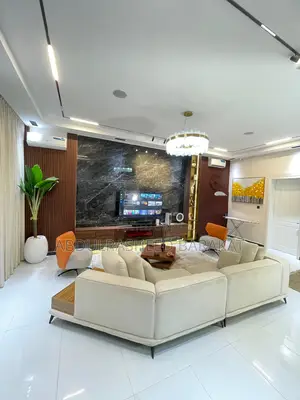 Luxury Four Bedroom Apartment