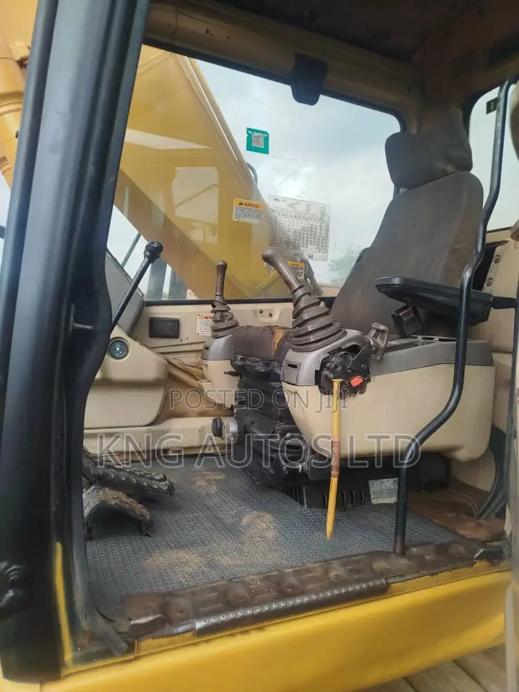 Excavator 320BL