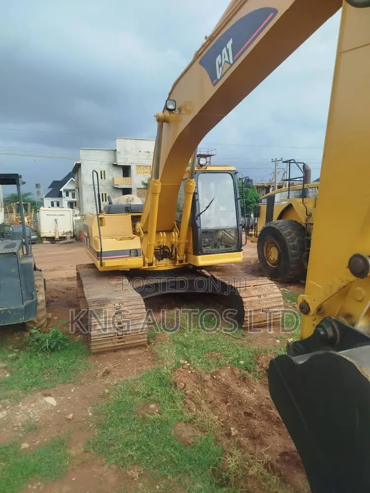 Excavator 320BL