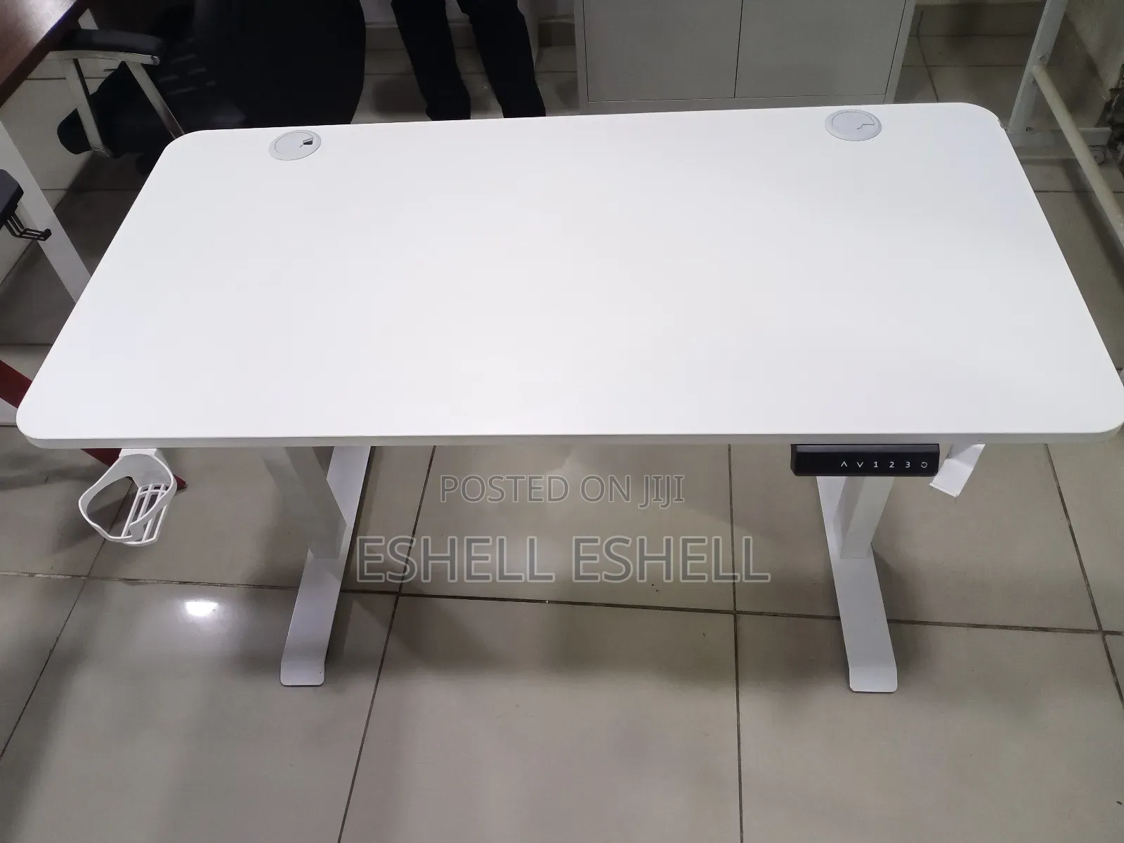 Foreign Electric Adjustable Office Table With Button Control