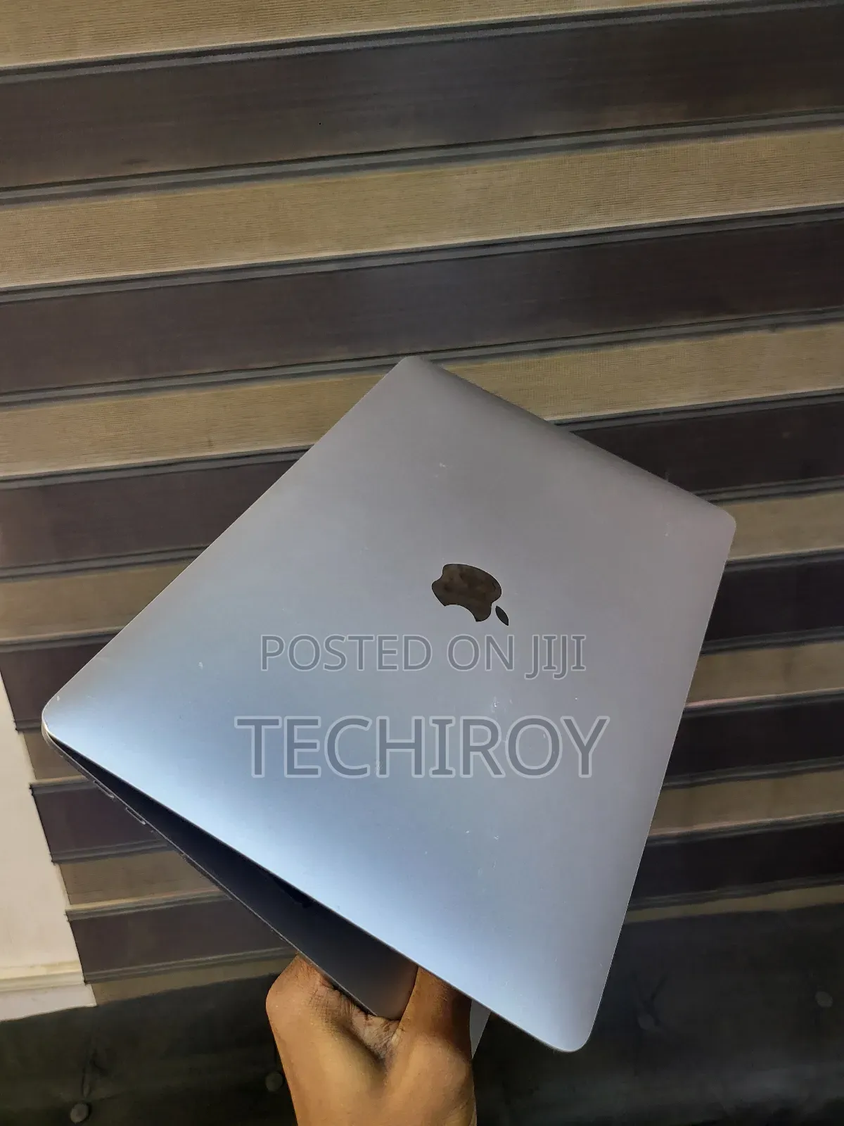 Laptop Apple MacBook Pro 2020 8GB Intel Core I5 SSD 256GB