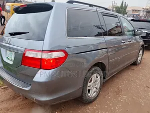 Photo - Honda Odyssey 2.4 2WD 2007 Gray