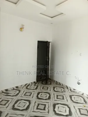 Photo - 1bdrm Room & Parlour in Aduwawa, Benin City for rent