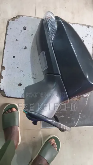 Side Mirror Venza With Lights 2009 -2014