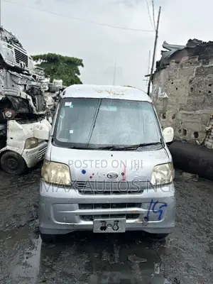 Daihatsu Hijet 2010 Blue