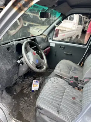 Daihatsu Hijet 2010 Blue