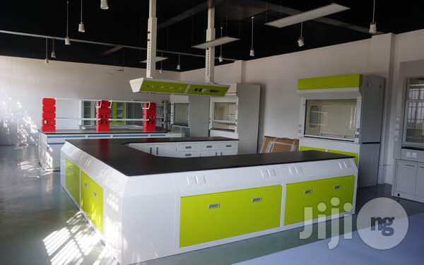Labouratory Epoxy / Phenolic Countertops & Cabinets