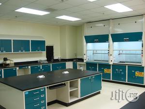 Labouratory Epoxy / Phenolic Countertops & Cabinets