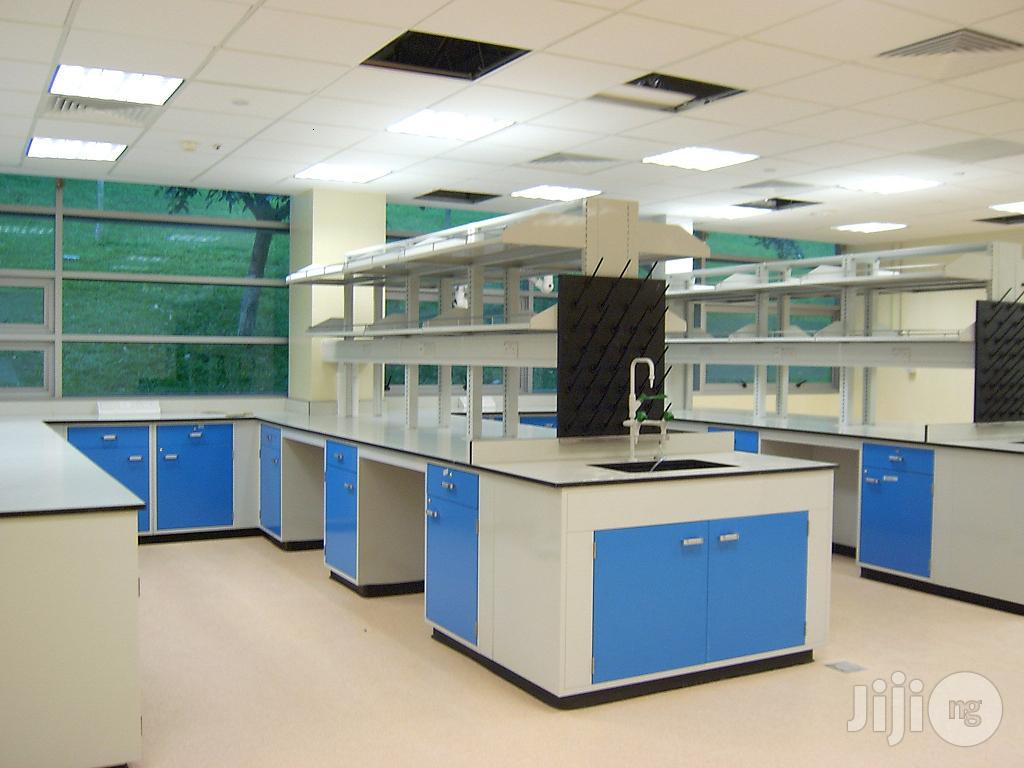 Labouratory Epoxy / Phenolic Countertops & Cabinets