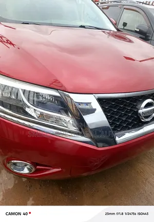 Nissan Pathfinder SV 4dr SUV 4WD (3.5L 6cyl CVT) 2015 Red